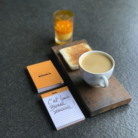 Bloc agrafé Rhodia ORANGE N°10 5,2x7,5 cm 80 feuillets petits carreaux 5x5 80 g
